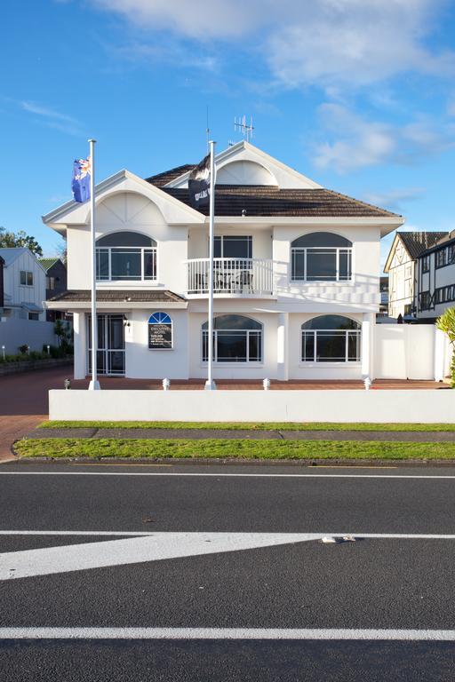 Lakeside Motel 4*